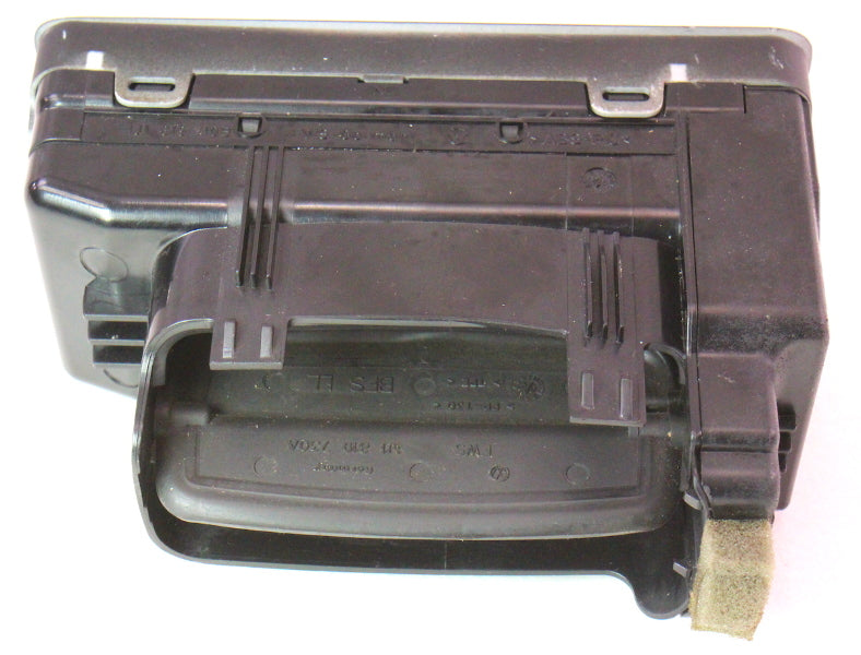 RH Dash Air Vent Flush Fold 99-05 VW Jetta MK4 Genuine -  1J1 819 704 E