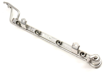 1.8T Fuel Rail Audi TT MK1 VW Jetta Golf MK4 Beetle 1.8T - 06A 133 681 B
