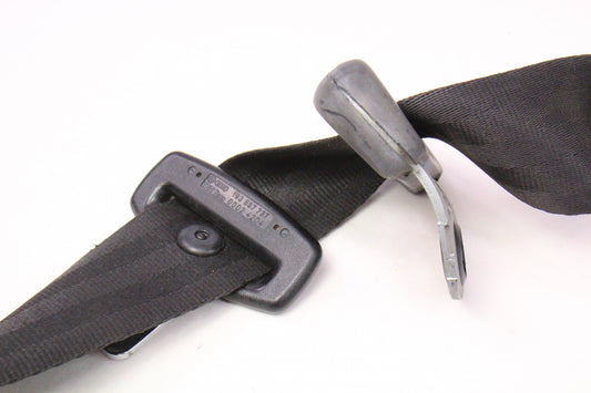 RH Rear Seat Belt SeatBelt 85-92 VW Jetta Golf MK2 - Genuine - 167 857 806 A