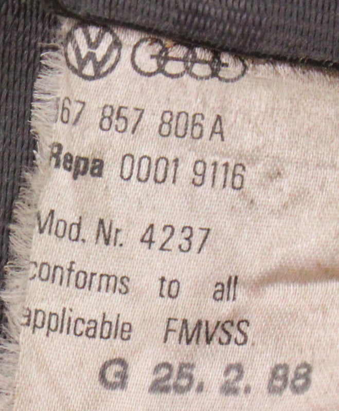 RH Rear Seat Belt SeatBelt 85-92 VW Jetta Golf MK2 - Genuine - 167 857 806 A