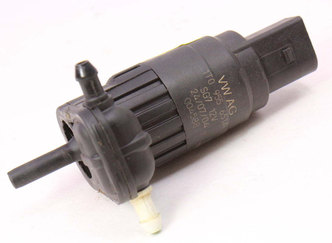 Windshield Washer Fluid Pump VW Jetta MK5 Passat B6 Audi A4 Wagon 1T0 955 651 A