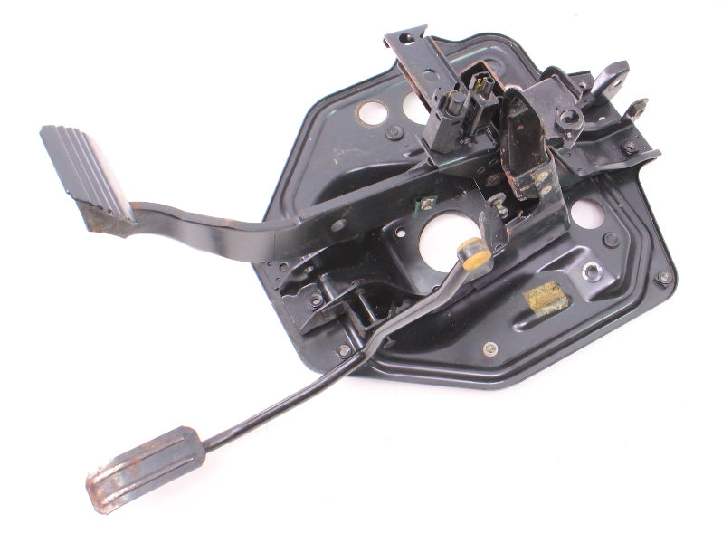 Foor Pedal Cluster Brake Gas 92-96 VW Eurovan T4 - Genuine