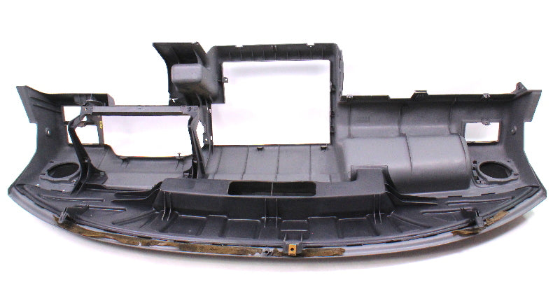 Dashboard Dash 92-95 VW Eurovan T4 - Genuine - 701 857 007