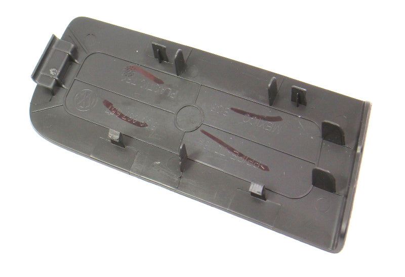 LH Tail Light Trunk Lid Access Cover Cap 11-18 VW Jetta Sedan MK6  - 5C6 867 657