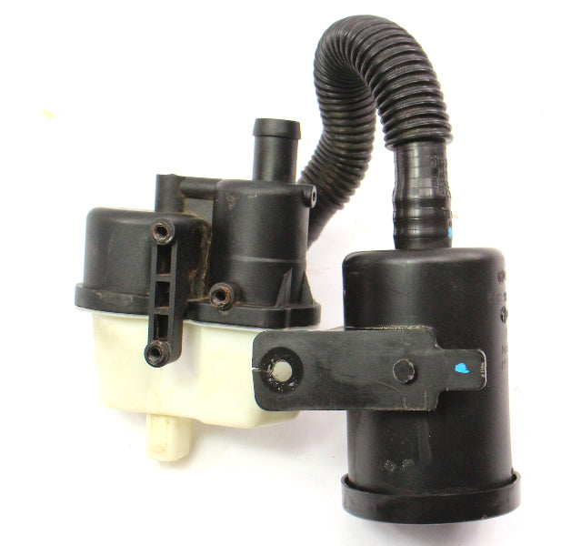 Fuel Vapor Leak Detection Pump VW Jetta GTI MK6 Beetle Passat A3 Q3 7L0 906 243