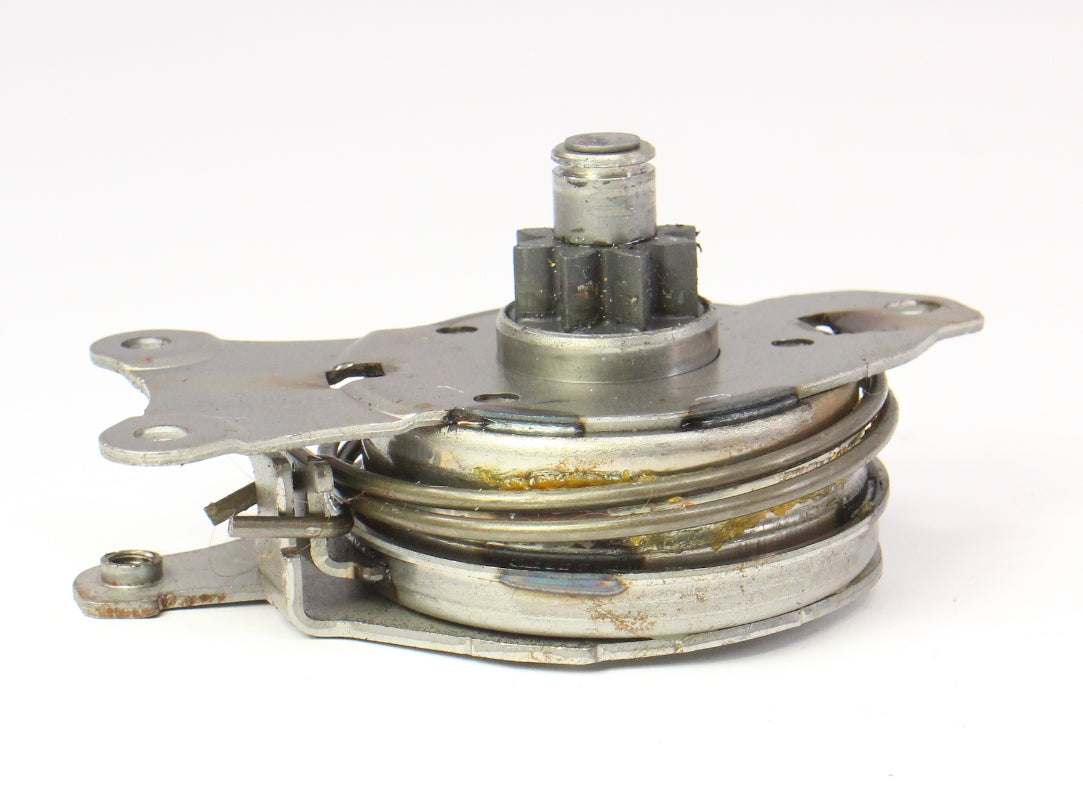 RH Seat Height Adjust Crank Gear 11-18 VW Jetta MK6 Golf MK7 Genuine 8K0 882 056