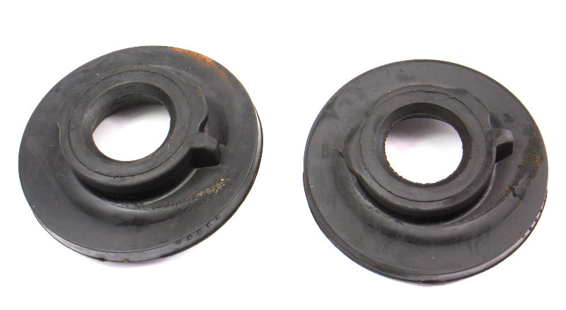 Rear Lower Spring Bushing VW Jetta Rabbit Golf MK5 MK6 Passat B6 - 1K0 512 297 D