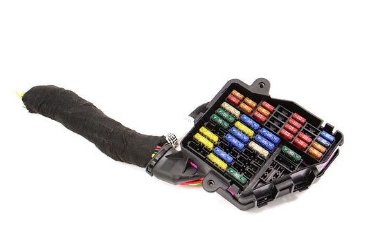 Under Dash Fuse Box Panel & Wiring Harness Pigtail 01-05 VW Passat B5.5 Genuine