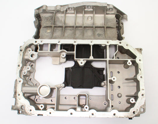 Upper Oil Pan 05-06 Audi A4 A6 BKH 3.2 V6 - Genuine - 06E 103 603 C