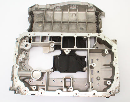 Upper Oil Pan 05-06 Audi A4 A6 BKH 3.2 V6 - Genuine - 06E 103 603 C