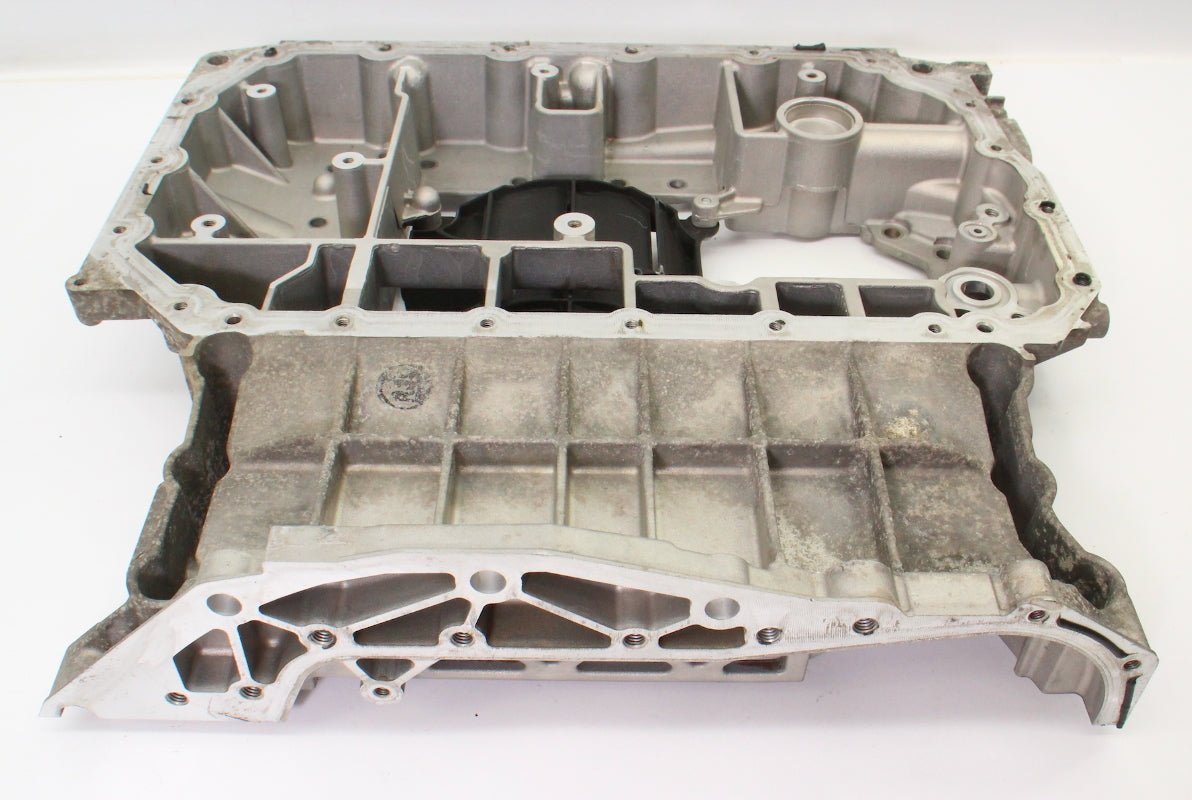 Upper Oil Pan 05-06 Audi A4 A6 BKH 3.2 V6 - Genuine - 06E 103 603 C