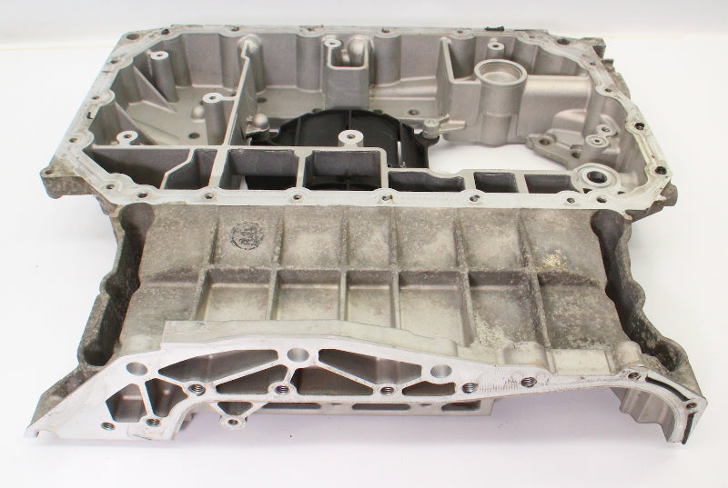 Upper Oil Pan 05-06 Audi A4 A6 BKH 3.2 V6 - Genuine - 06E 103 603 C