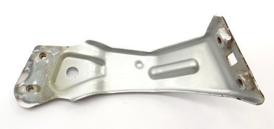 RH Fender Support Mount Bracket 11-18 VW Jetta MK6 LP7W Silver - 5C6 821 138