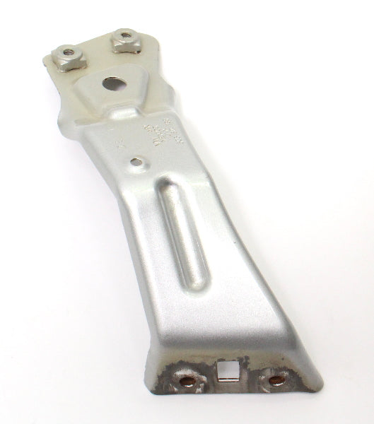 RH Fender Support Mount Bracket 11-18 VW Jetta MK6 LP7W Silver - 5C6 821 138
