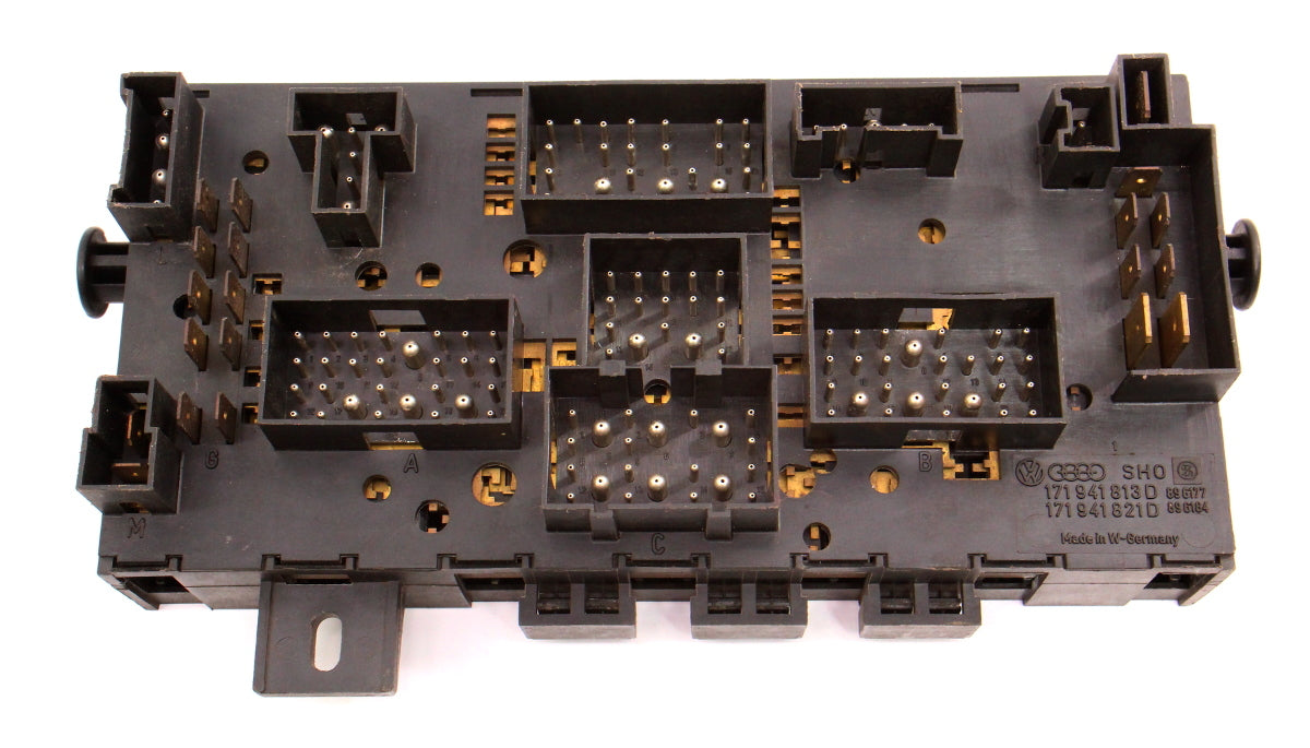 Fuse Box Panel Relay Block 85-90 VW Jetta Golf GTI MK2 - 171 941 813 D  / 821 D
