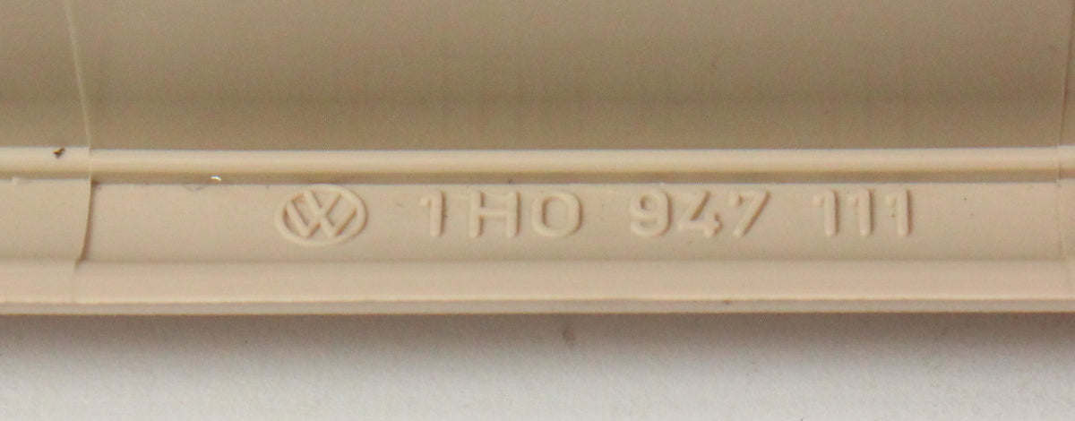 Sunroof Switch Dome Map Light Lamp VW Jetta Golf MK3 Passat B4 - 1H0 947 111