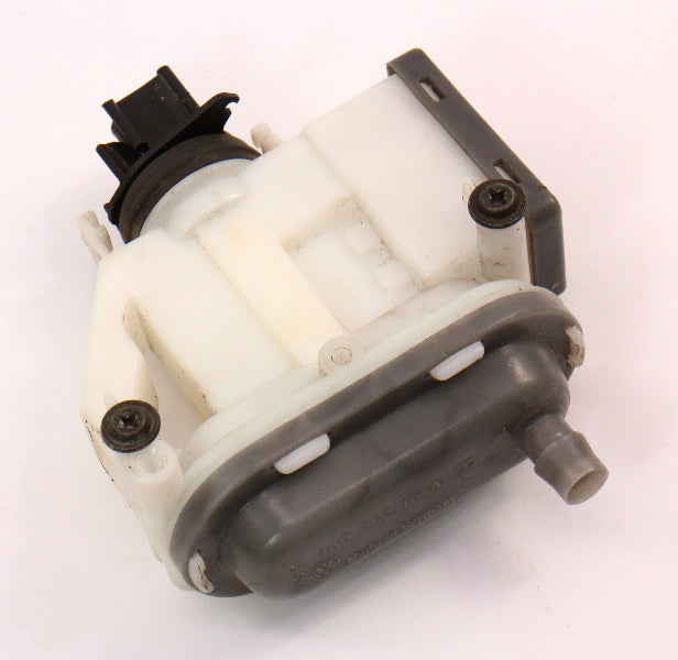 Rear Door Latch Vacuum Actuator 95-97 VW Passat B4 - Genuine - 3A0 862 154 A