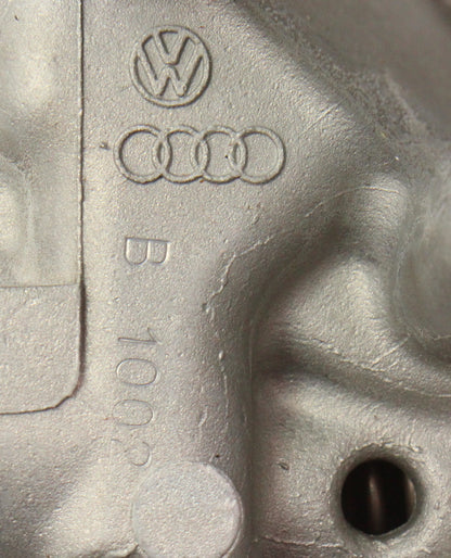 Oil Pump Audi A6 A4 S4 B5 Allroad VW Passat V6 2.8 2.7T - Genuine - 078 115 105