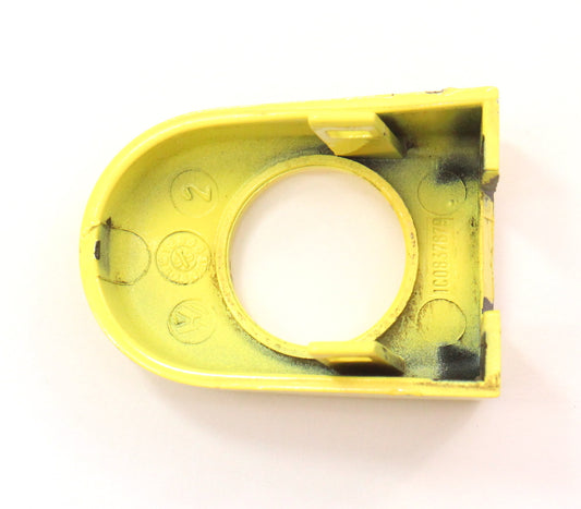 LH Exterior Door Handle Thumb Cap 98-10 VW Beetle LD1B Yellow - 1C0 837 879