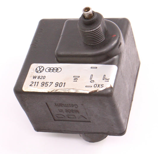 EGR Speedometer Box 1979 VW Bus Transporter Bay Window - Genuine - 211 957 901