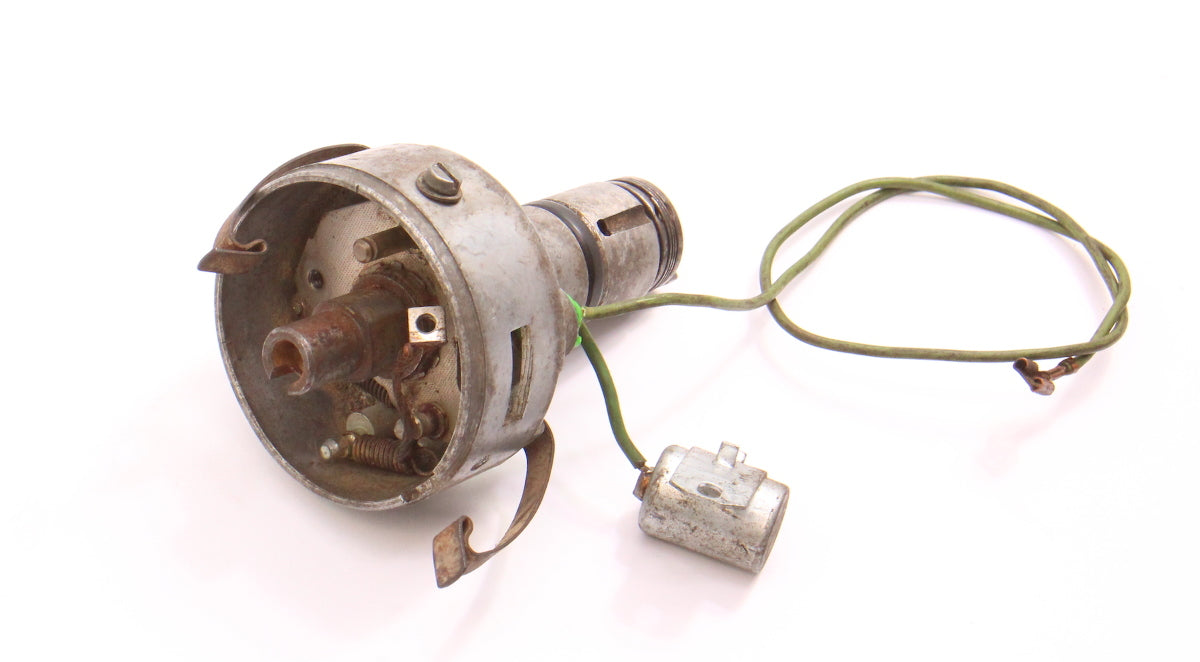 Ignition Distributor 1965 VW Type 3 Aircooled - Genuine Bosch - 311 905 205 E