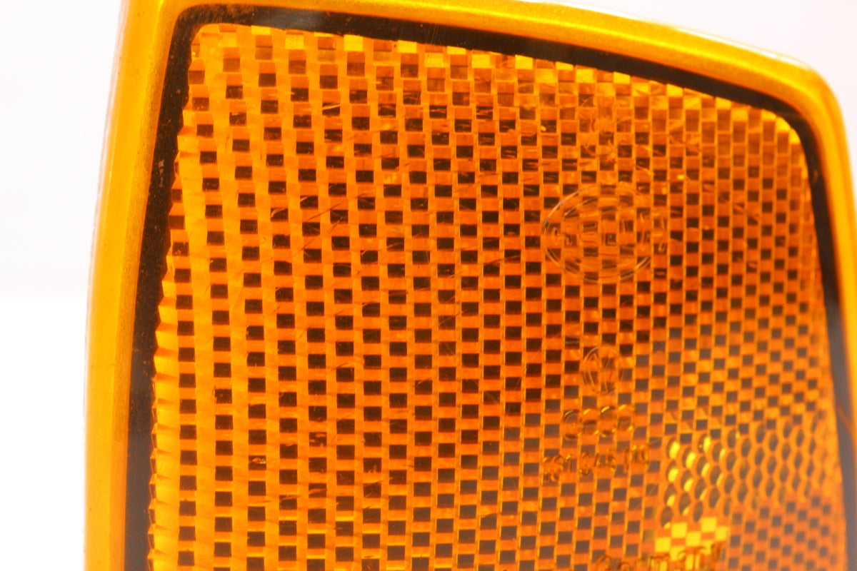 LH Turn Signal Corner Light Lamp Lens 80-84 VW Jetta Mk1 Genuine . 161 945 119