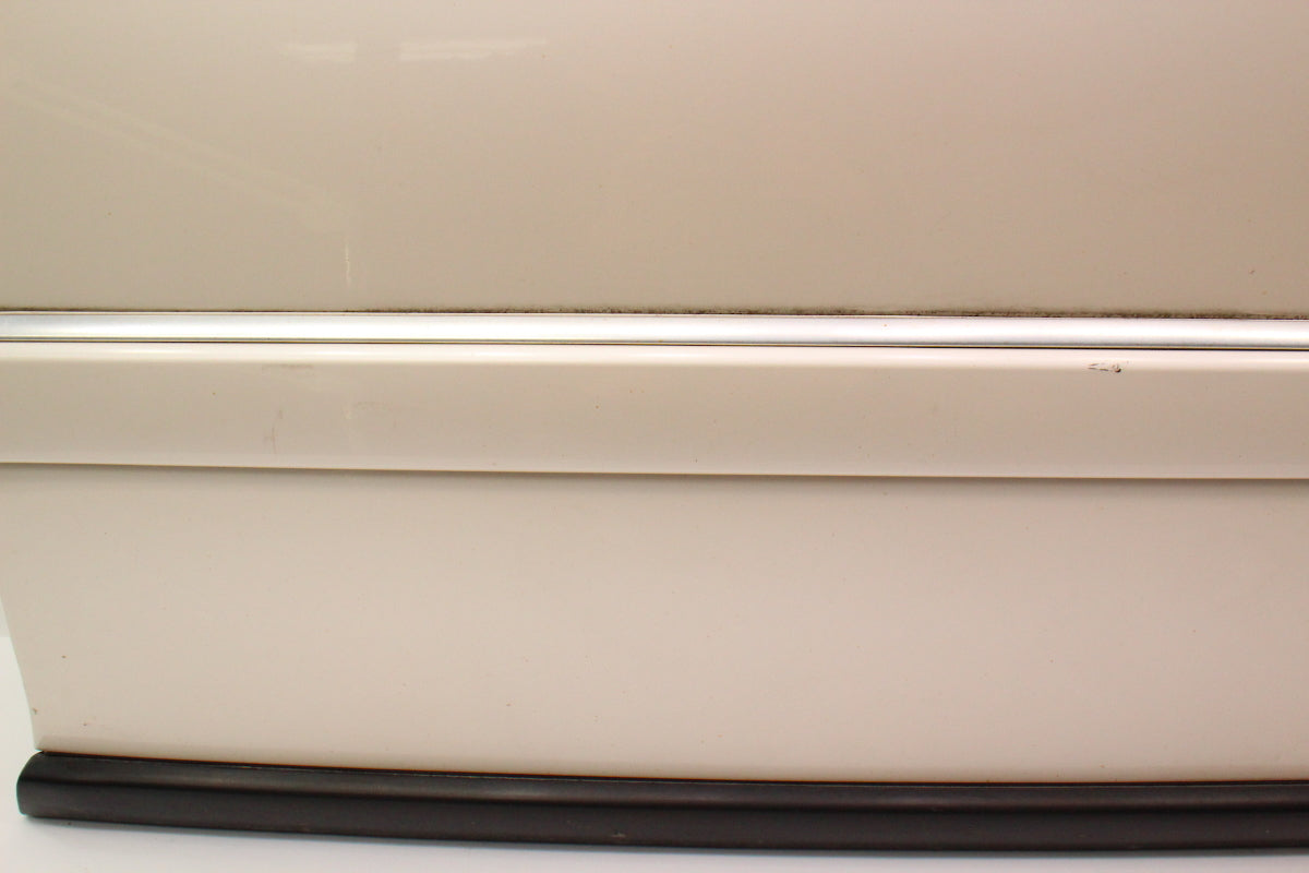 RH Front Door Shell 00-03 Audi A8 S8 D2 - L0B9 Magnolia Pearl - Genuine