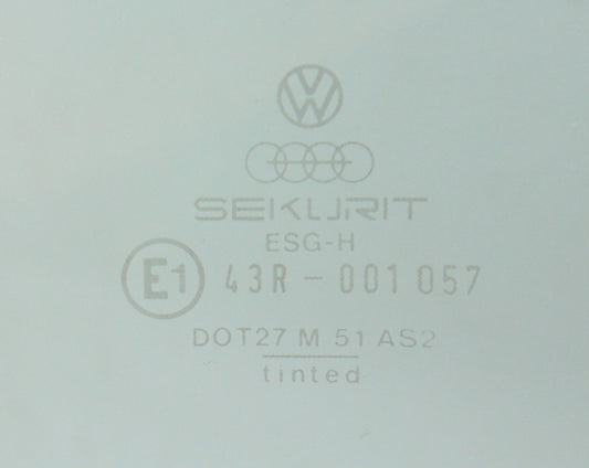 RH Front Side Window Door Exterior Glass 85-87 VW Jetta Golf 4 Door Mk2
