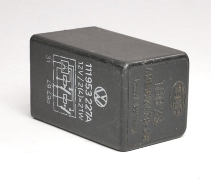 Flasher Relay Genuine VW Audi  Jetta Golf Beetle Passat Vanagon Cabriolet - 111 953 227 A