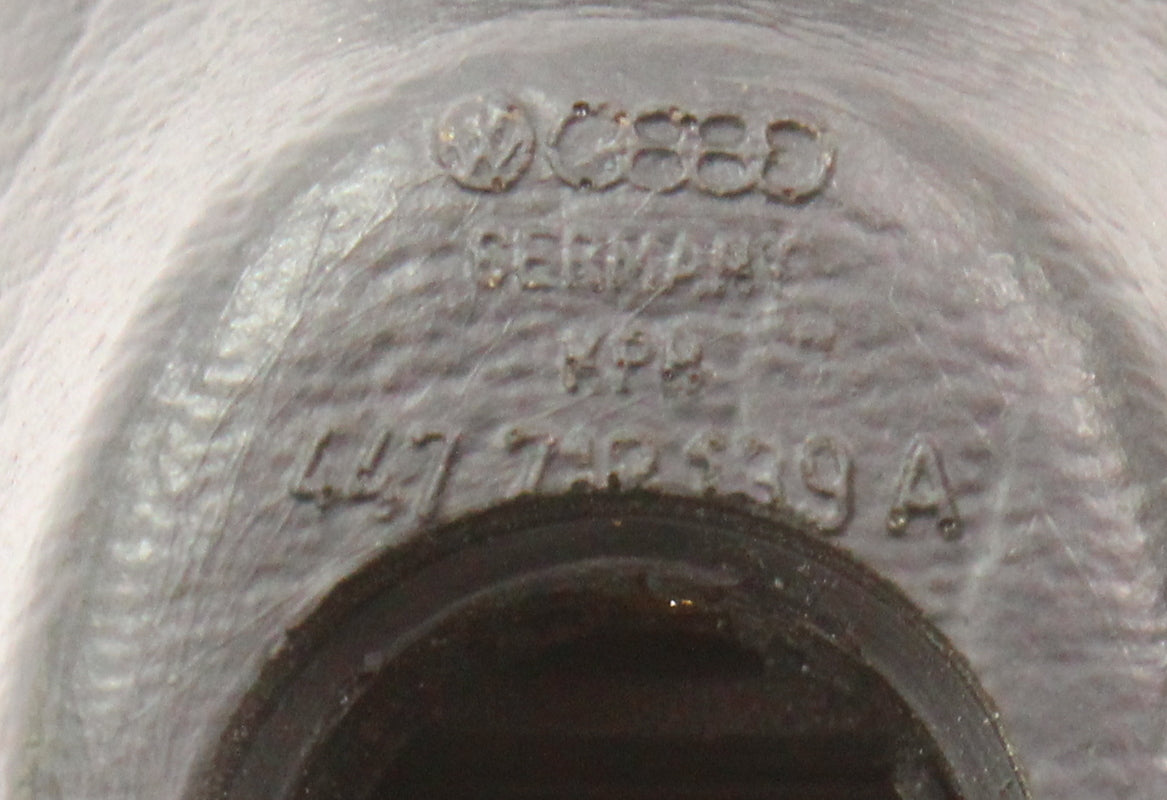 Automatic Shifter Shift Handle 85-92 VW Jetta Golf Mk2 Vanagon - 447 713 139 A