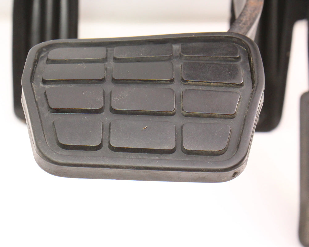Automatic Auto Pedal Cluster Clutch Brake 85-92 VW Jetta Golf MK2 - Genuine