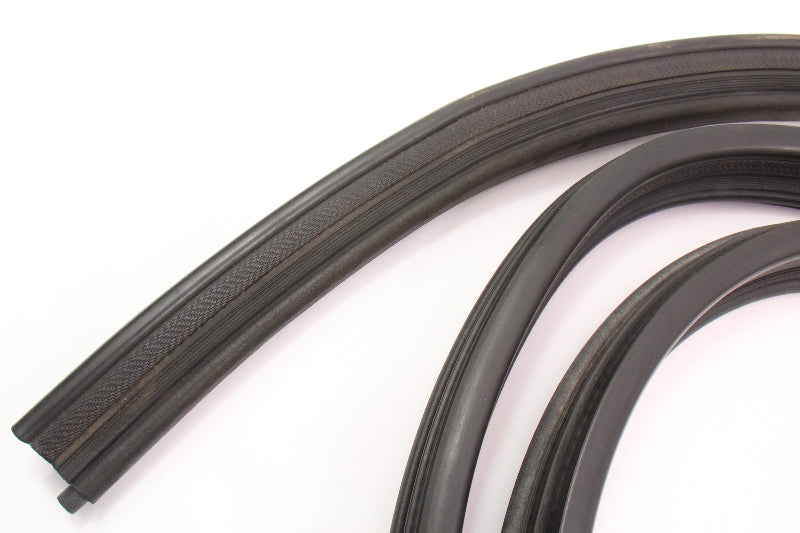 Door Seal Weather Stripping 85-92 VW Jetta Golf MK2 4 Door - Genuine