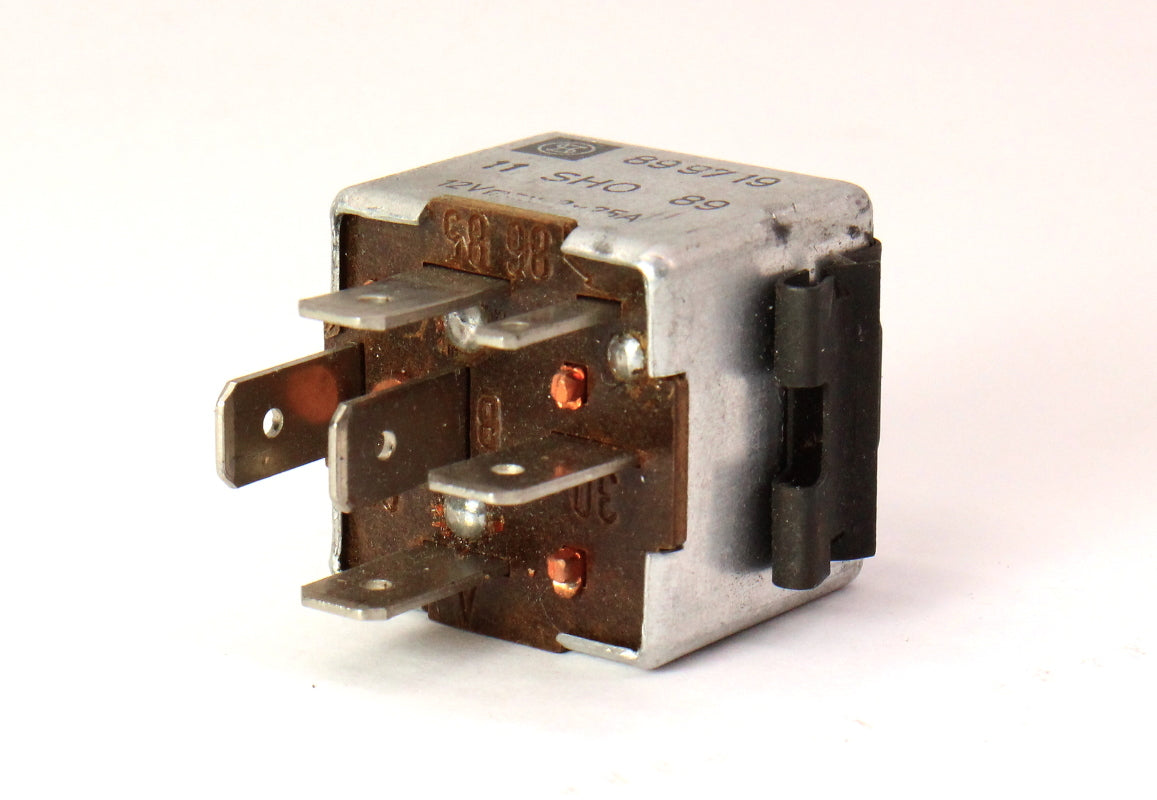 Fan Relay  VW Audi Jetta Golf Rabbit Passat Vanagon MK1 MK2 MK3 B3 171 959 143 A