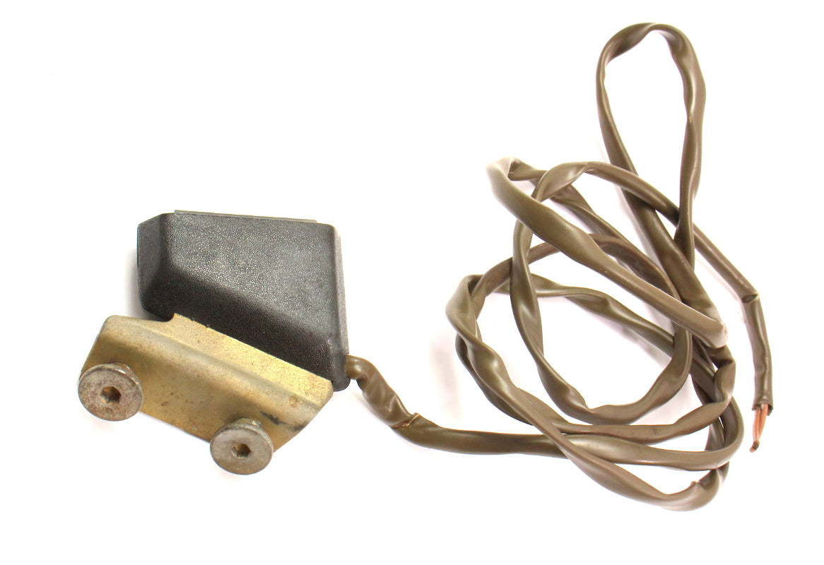 RH Front Door Seatbelt Seat Belt Receiver 1981 81 VW Rabbit MK1 - 171 880 804 C