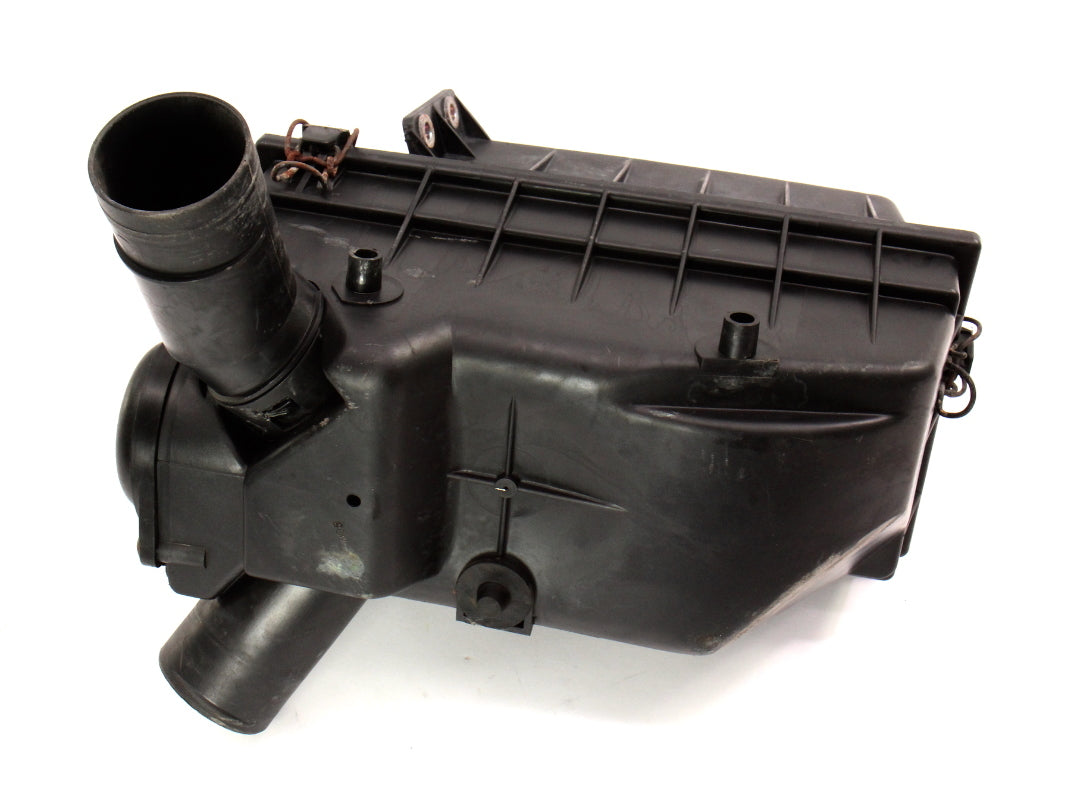 Air Intake Box Cleaner AIrbox 90-93 VW Cabriolet 1.8L 2H - Genuine - 155 129 607