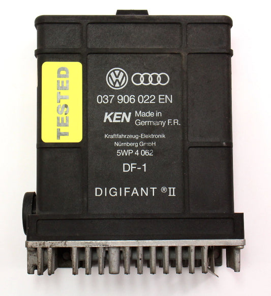 Engine Computer ECU ECM 91-93 VW Cabriolet Digifant II Genuine - 037 906 022 EN