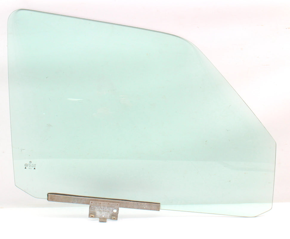 RH Front Side Window Door Exterior Glass 88-92 VW Jetta Golf 4 Door Mk2 Genuine