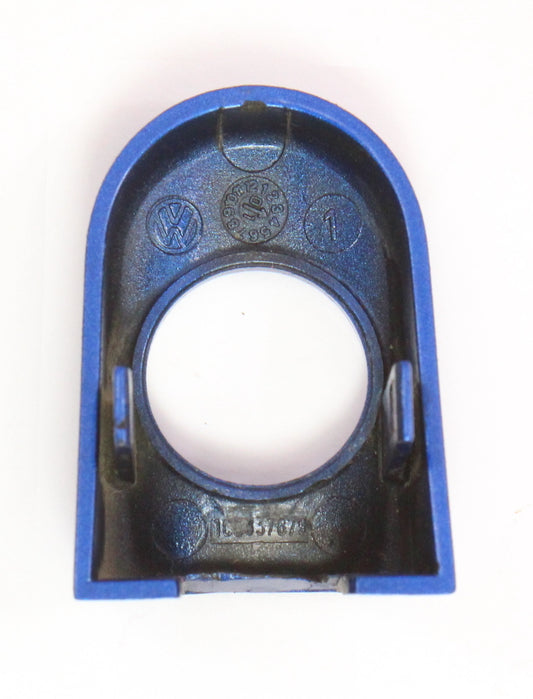 LH Exterior Door Handle Thumb Cap 98-10 VW Beetle LA5W Ravenna Blue 1C0 837 879