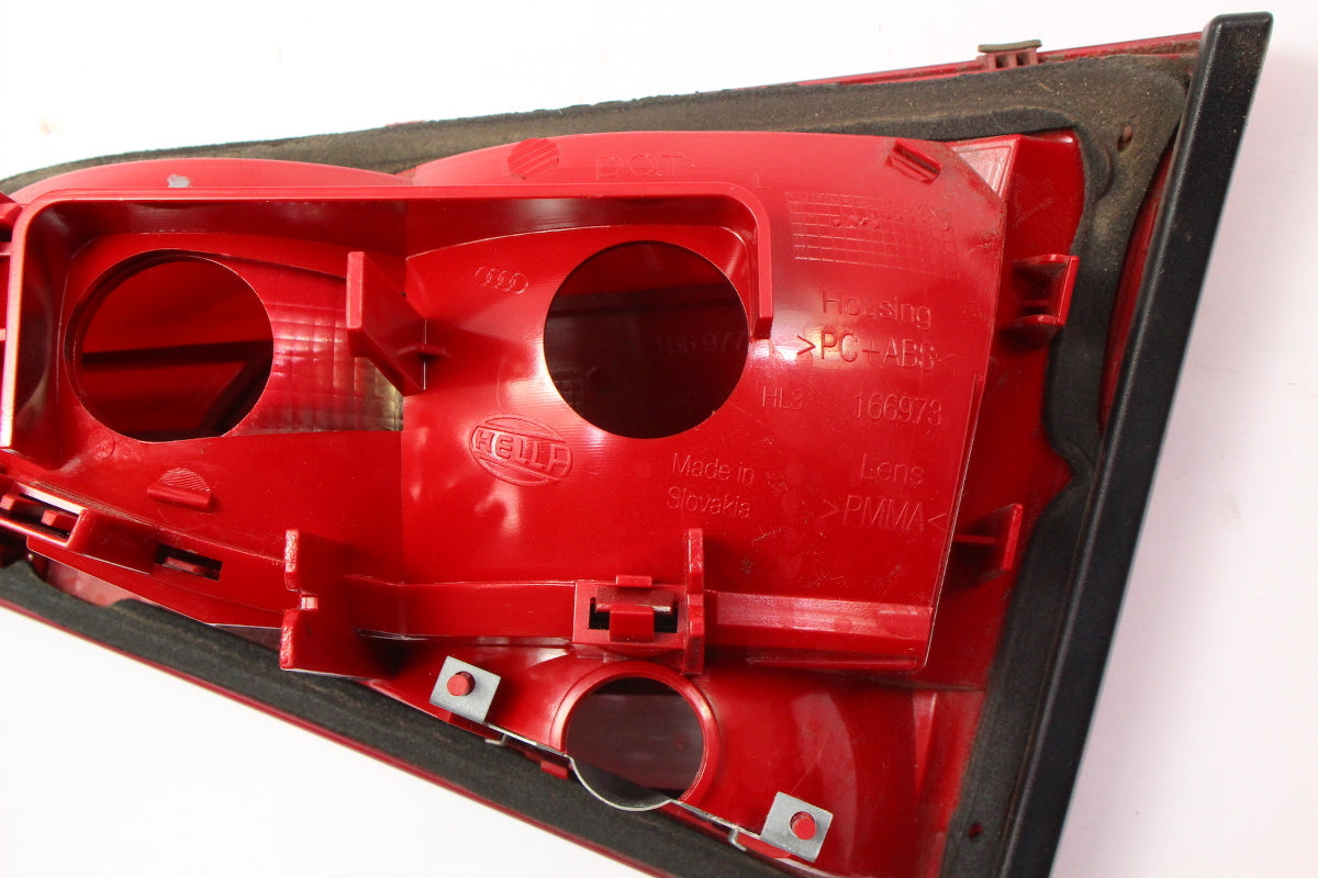 LH Tail Light Lamp Set 09-12 Audi A4 S4 B8 Halogen Genuine 8K5 945 095 E / 093 E