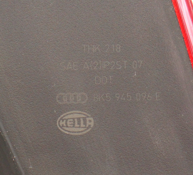 RH Tail Light Lamp Set 09-12 Audi A4 S4 B8 Halogen Genuine 8K5 945 094 E / 096 E