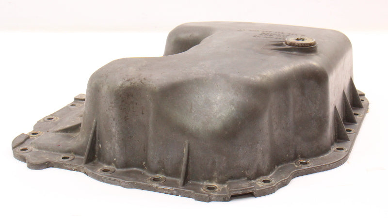 Lower Engine Oil Pan 04-07 VW Touareg 4.2 V8 - Genuine - 077 103 604 D