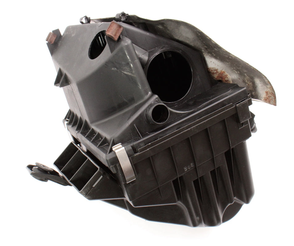 Air Intake Filter Housing Box 01-05 VW Passat B5.5 1.8T AWM - 3B0 133 837 E