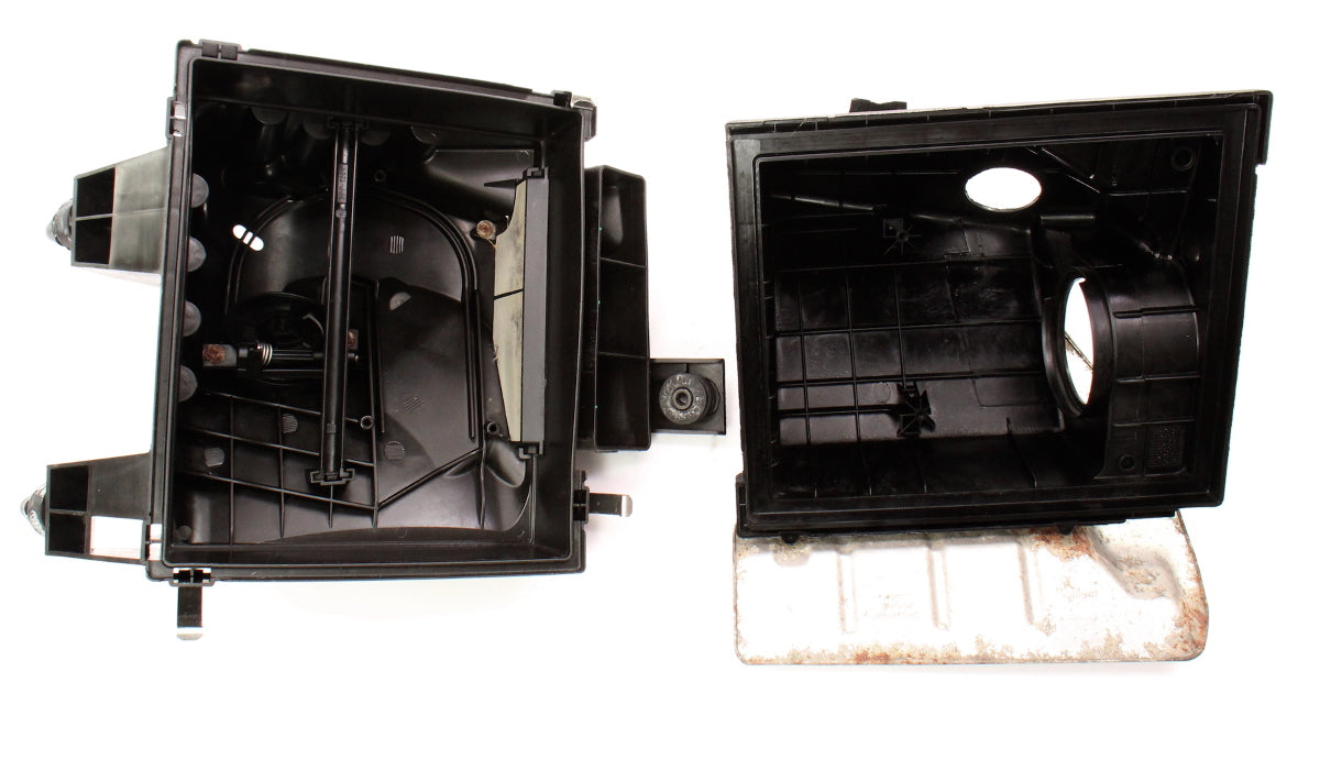 Air Intake Filter Housing Box 01-05 VW Passat B5.5 1.8T AWM - 3B0 133 837 E