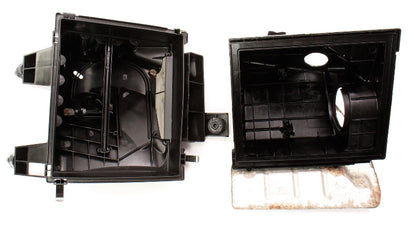Air Intake Filter Housing Box 01-05 VW Passat B5.5 1.8T AWM - 3B0 133 837 E