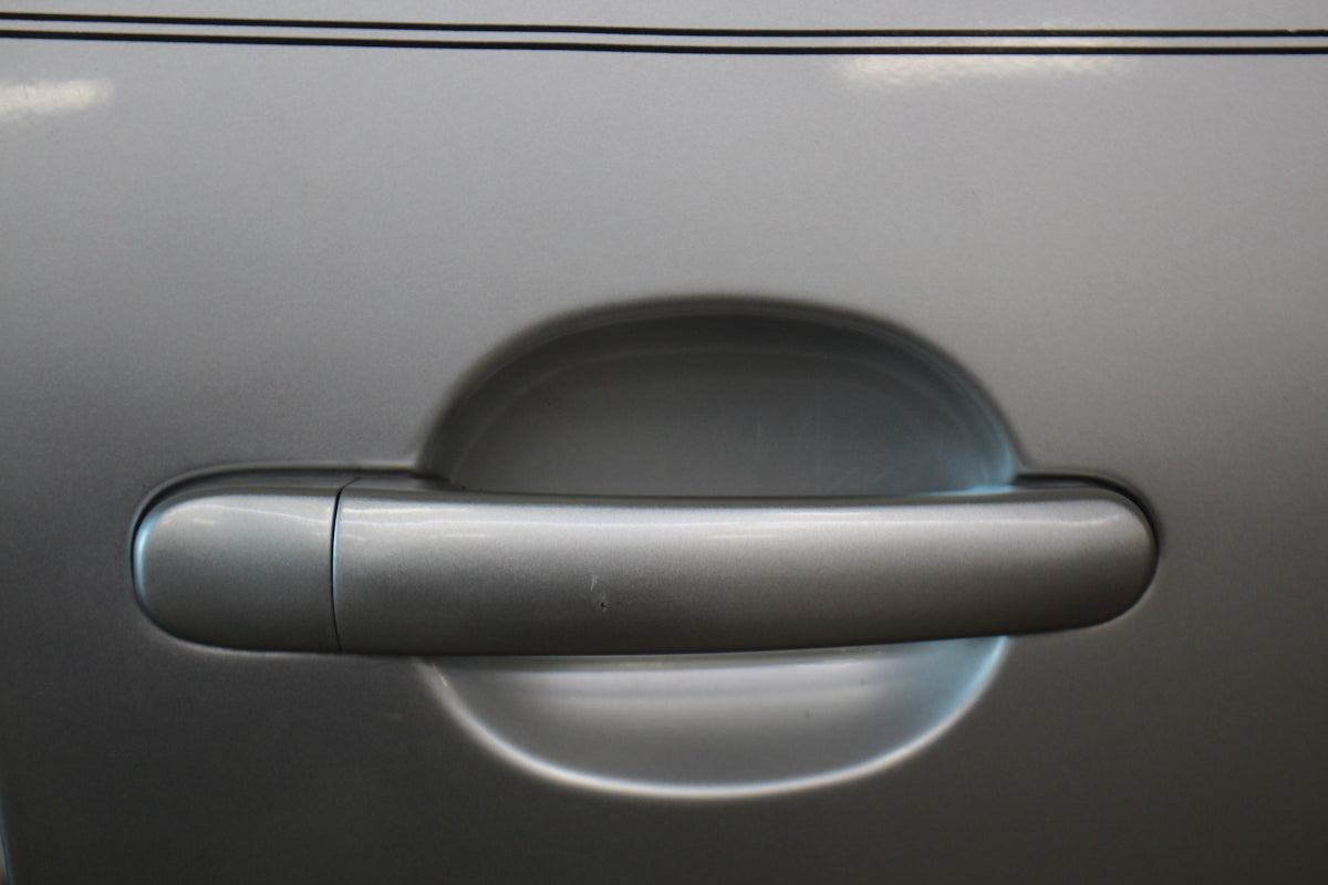 RH Front Door Shell Skin 99-05 VW Jetta Golf MK4 4DR LG9R Silver Arrow ~ Genuine