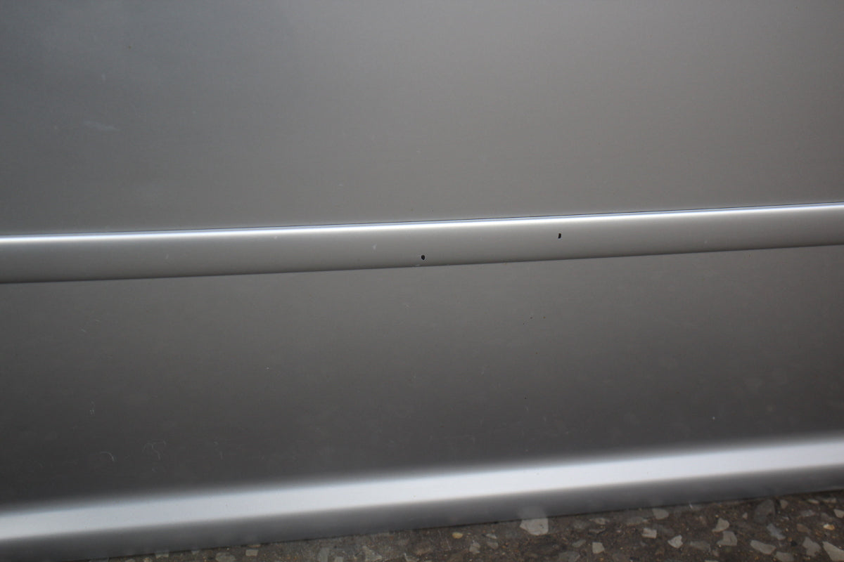 RH Front Door Shell Skin 99-05 VW Jetta Golf MK4 4DR LG9R Silver Arrow ~ Genuine