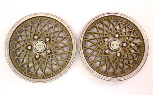 Set of 2 Stock Hub Caps Hubcap 82-84 Chevrolet Chevy Celebrity Genuine 140 35618