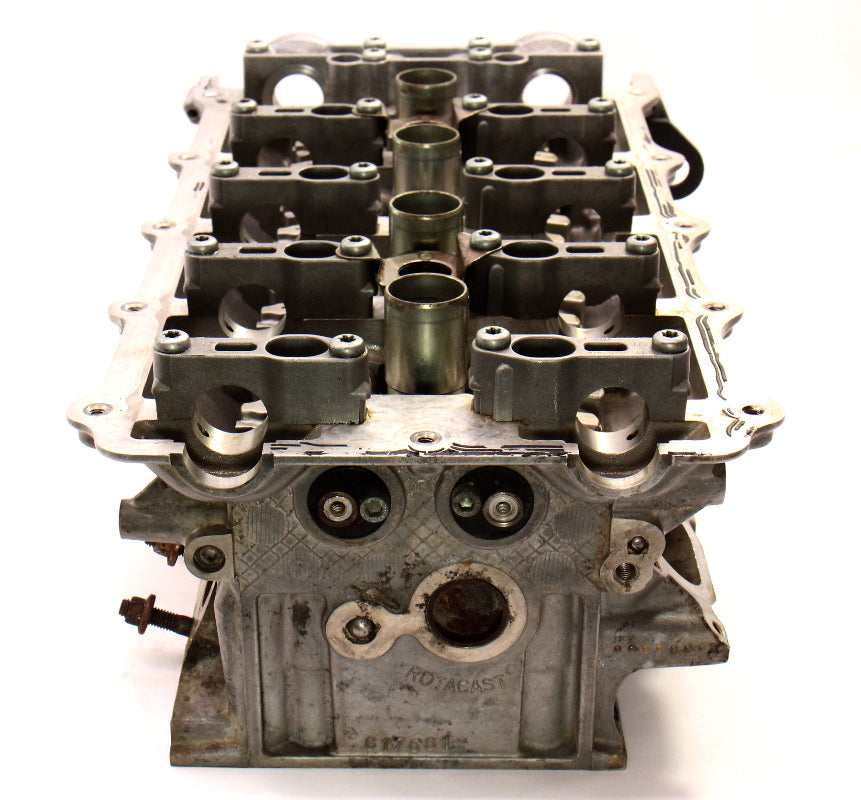 RH Cylinder Head 04-05 Audi S4 B6 4.2 V8 - Genuine - 079 103 373 G