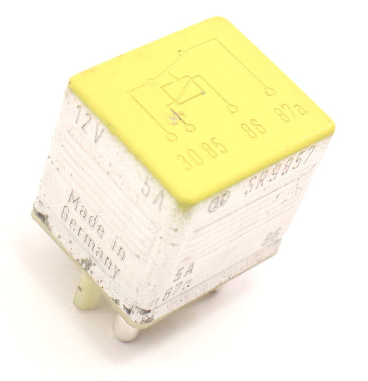 Fuel Cut Off Relay Mercedes 300D W124 W126 W201 - 0015426119
