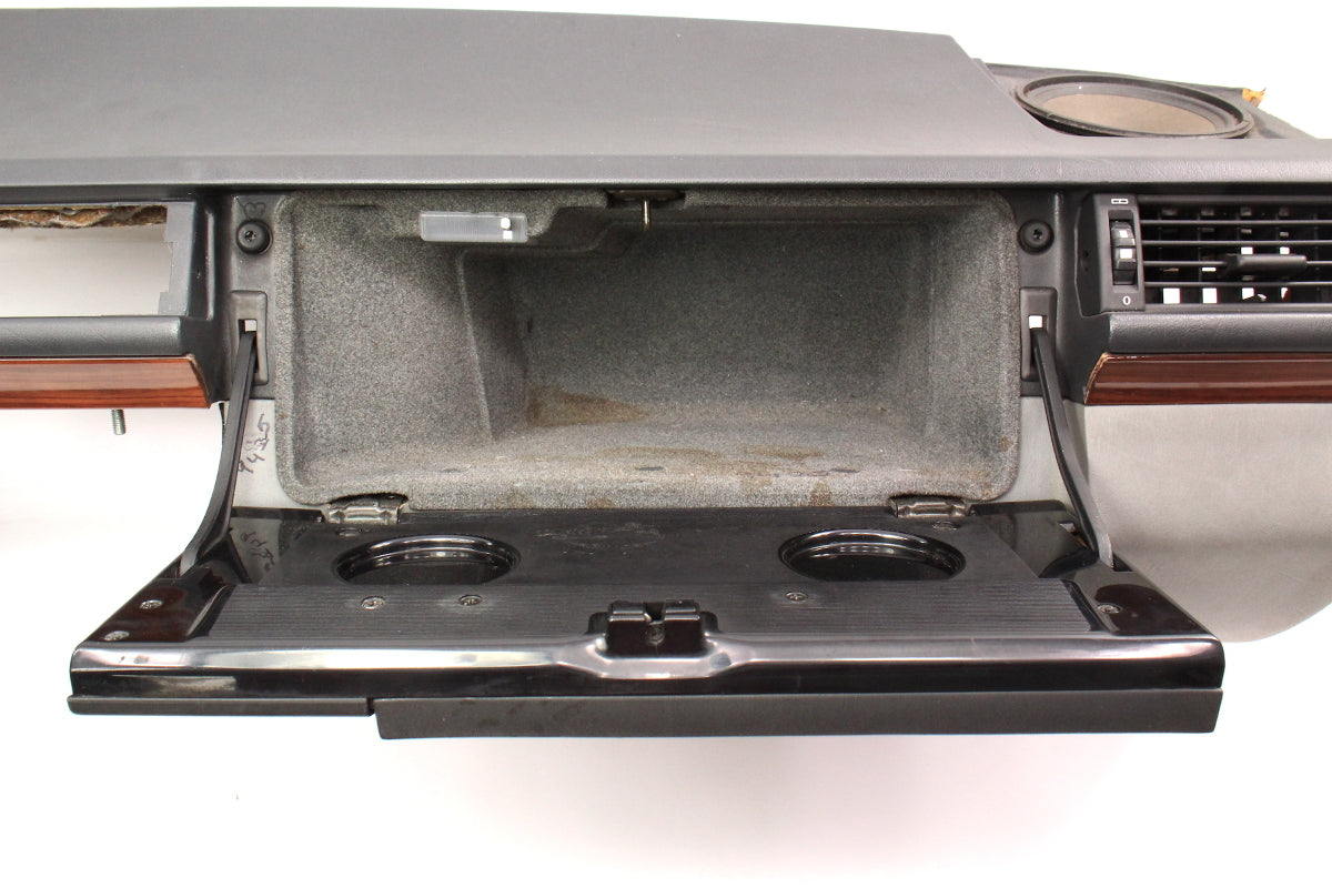 Dashboard Dash 1991 Mercedes Benz 300D W124 - Genuine